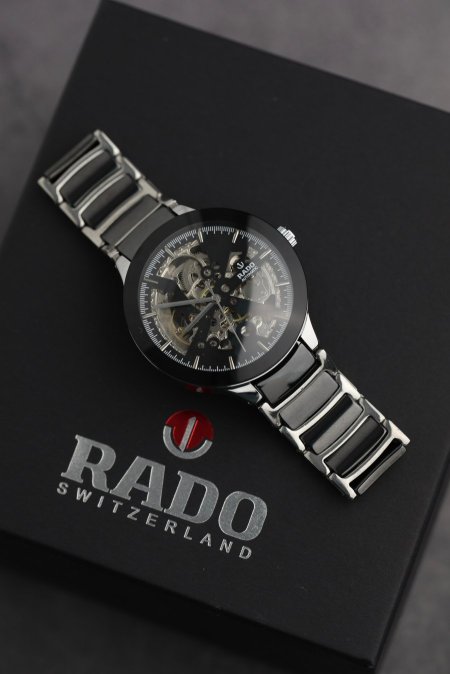 ساعات رادو شبابي حجم كبير